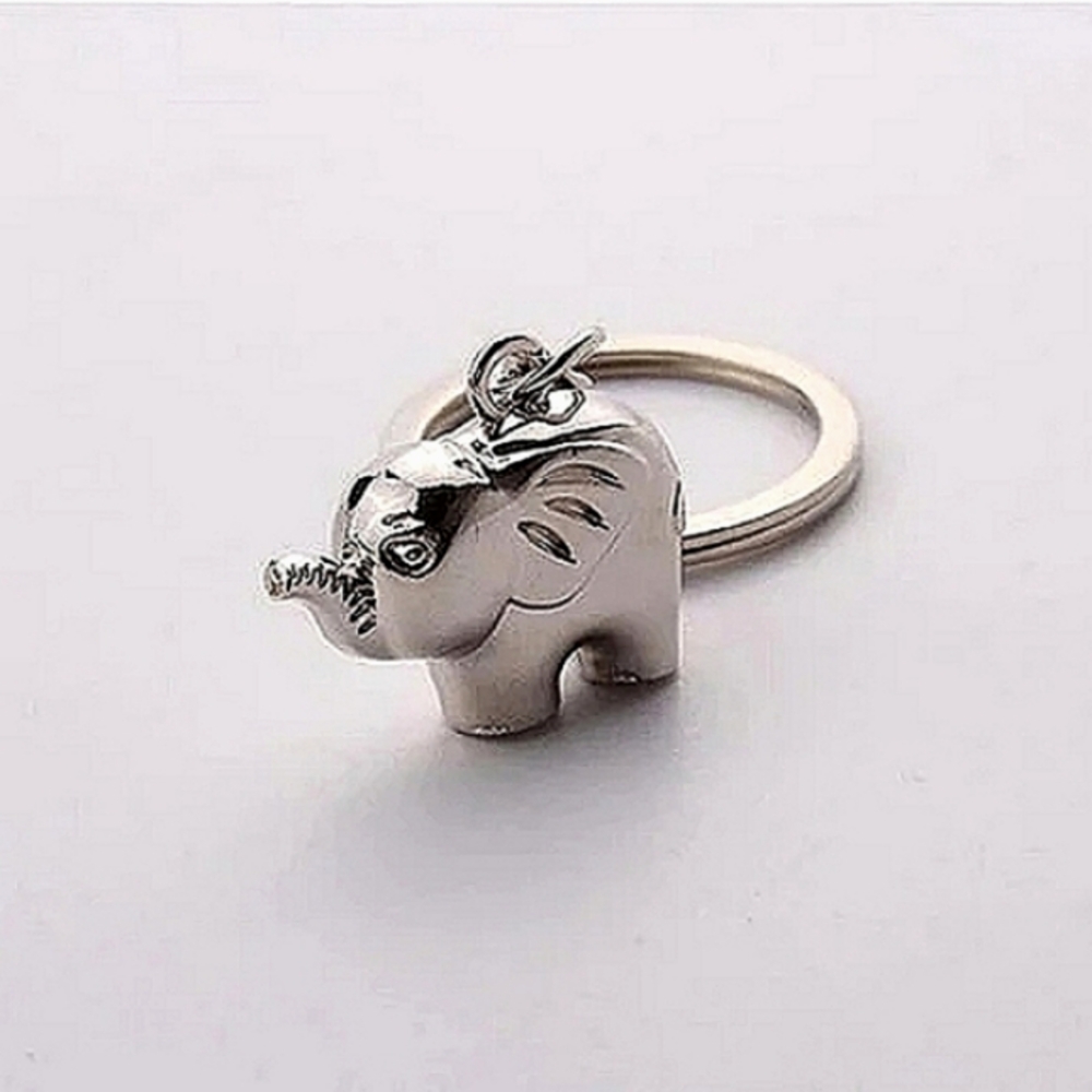 Elephant Keychain 🐘 - Picture 5 of 5
